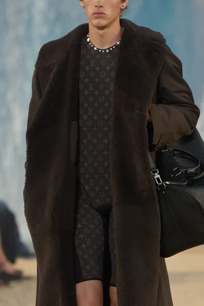 Look 212